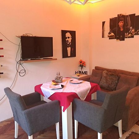 Apartman En Dusanovac ภายนอก รูปภาพ