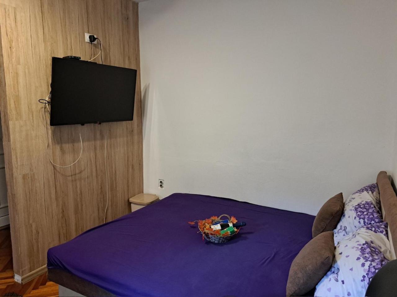 Apartman En Dusanovac ภายนอก รูปภาพ